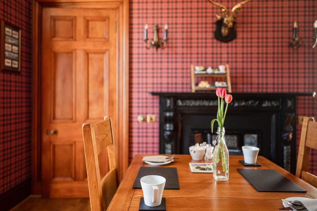 Strathallan Bed And Breakfast Grantown-on-Spey Ngoại thất bức ảnh