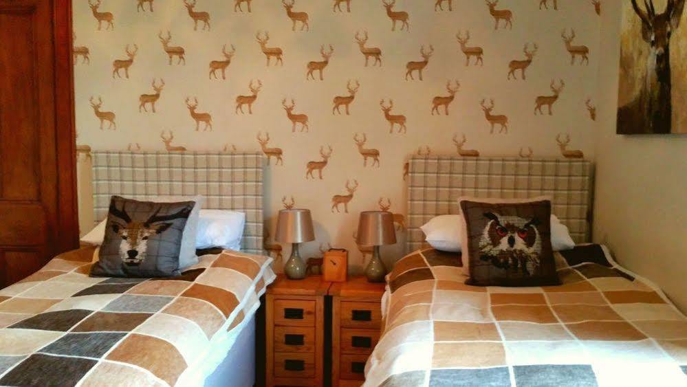 Strathallan Bed And Breakfast Grantown-on-Spey Ngoại thất bức ảnh